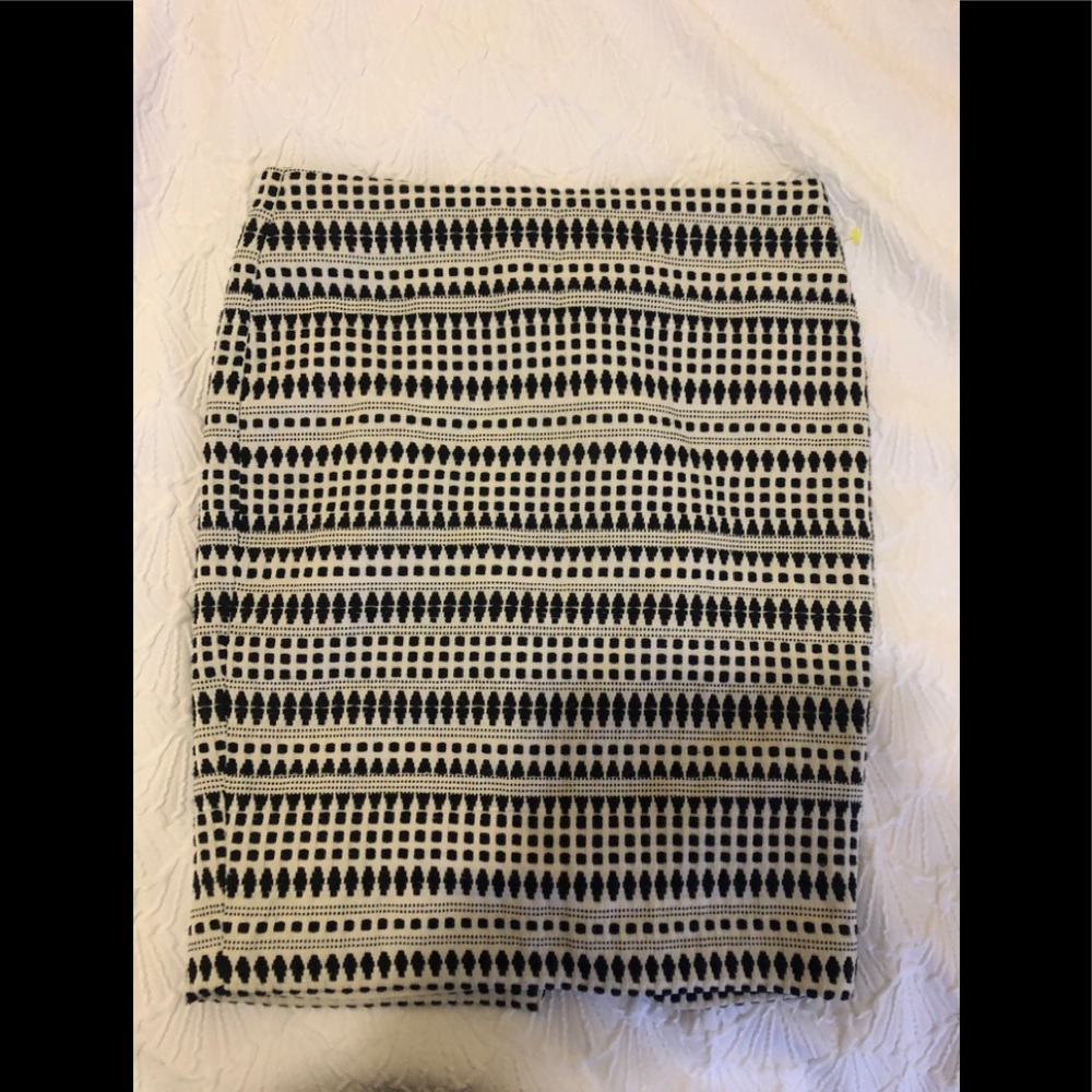 Loft pencil skirt